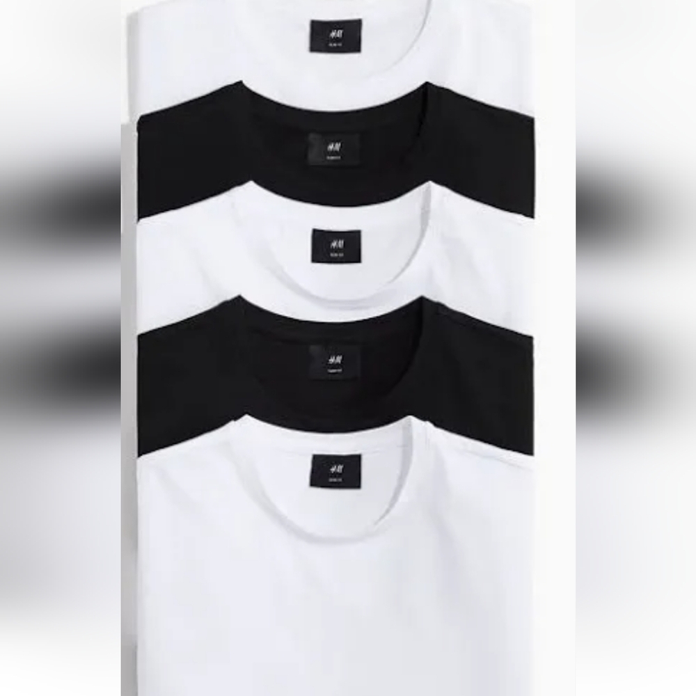 H&M Black and White Short Sleeve Tees Slimfit Eur M 5 Tees 3 Blk 2 White